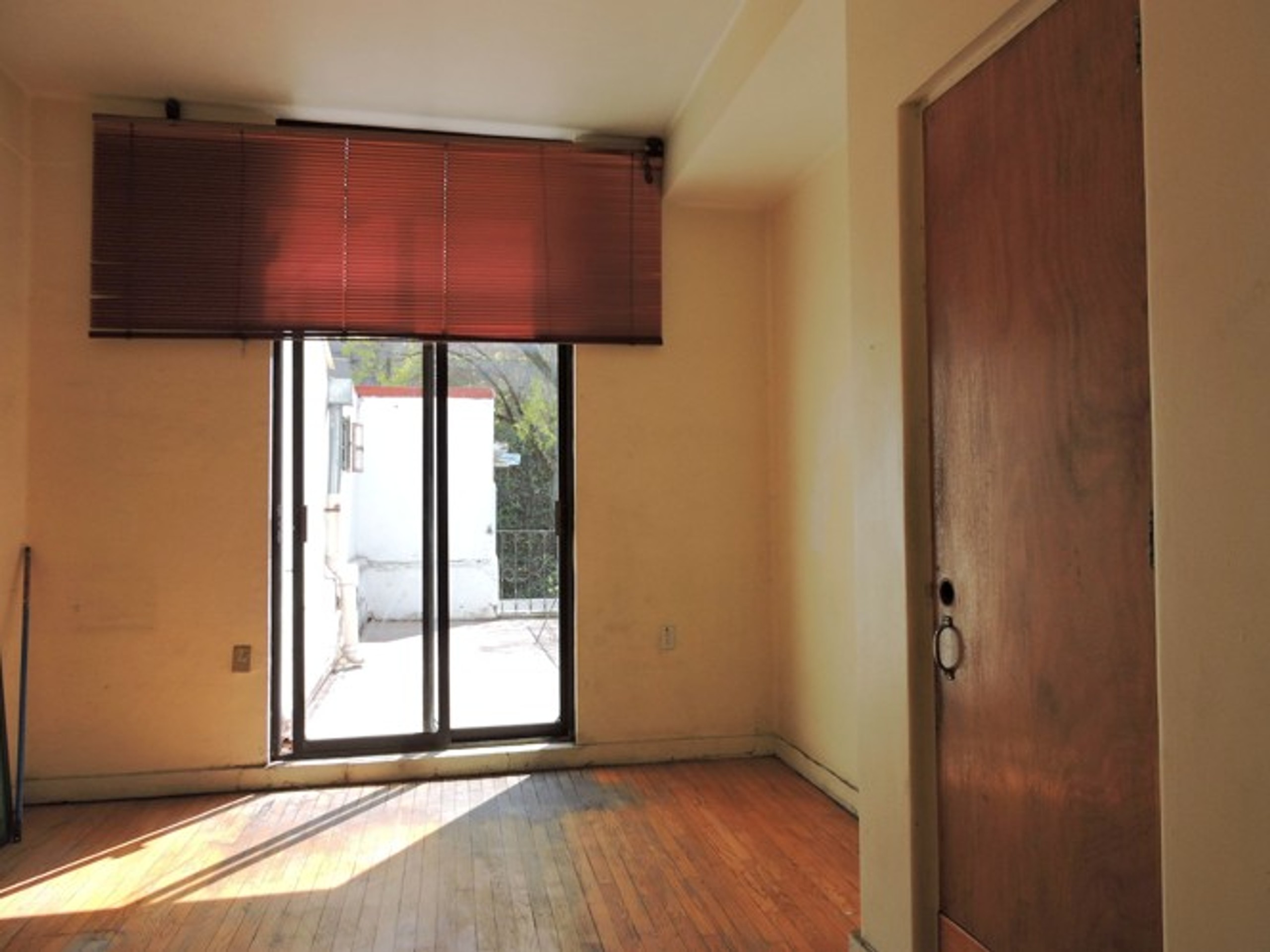 Liverpool III image 5