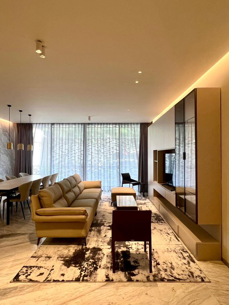 Eugenio Sue V image 1