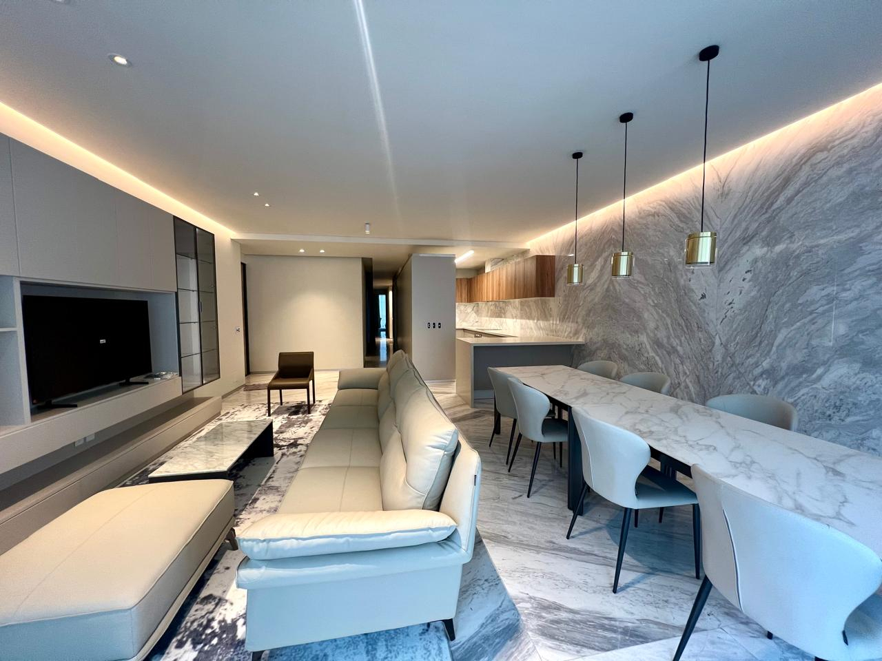 Eugenio Sue V image 3