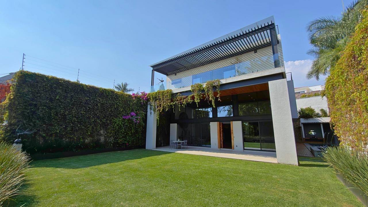 Priv. Rinconada Rio Lejano I image 0