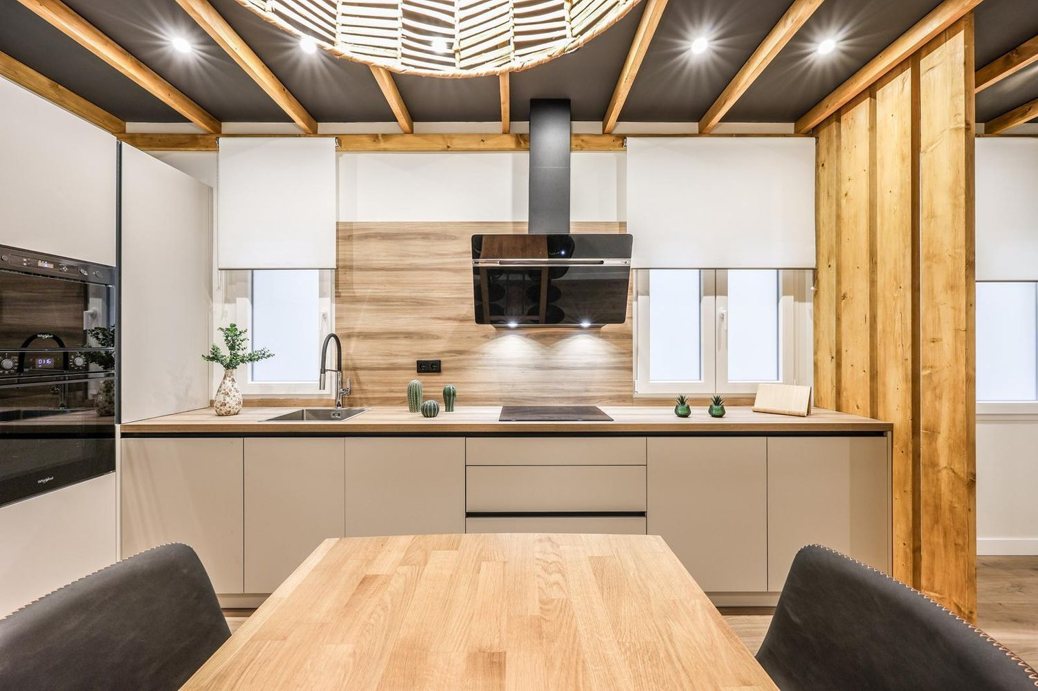 Paseo Reina Cristina V image 5