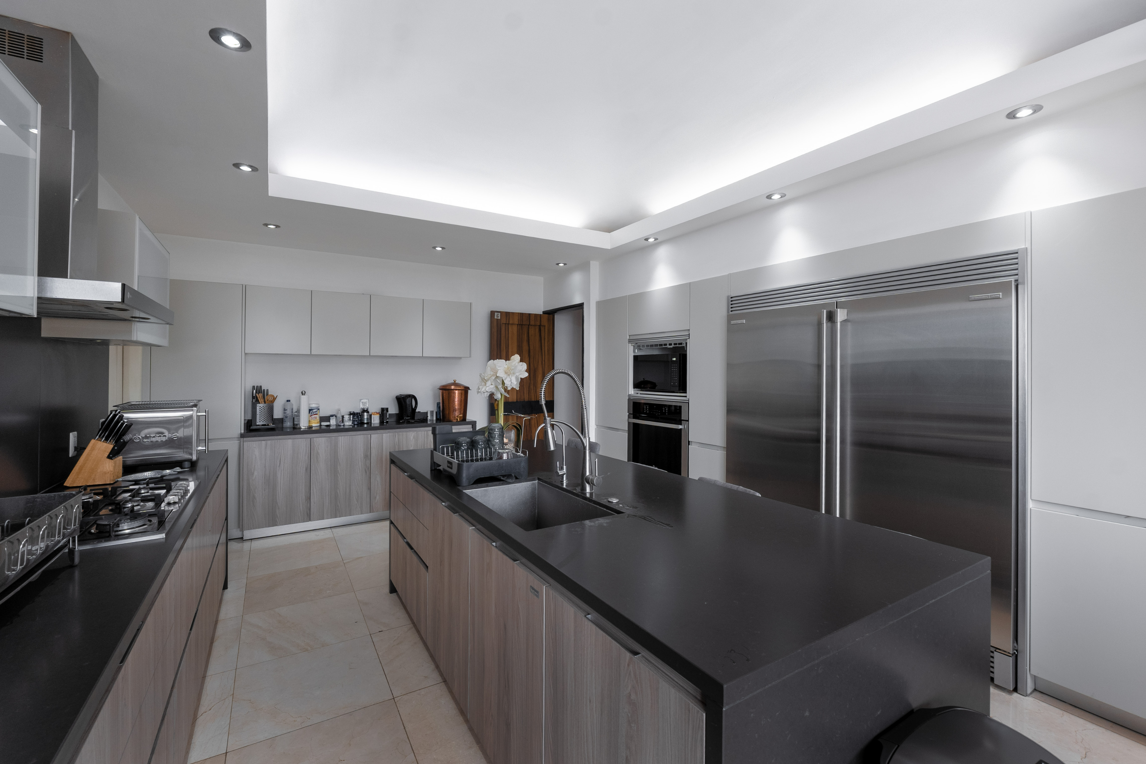 Av. Lomas Country Club II image 6