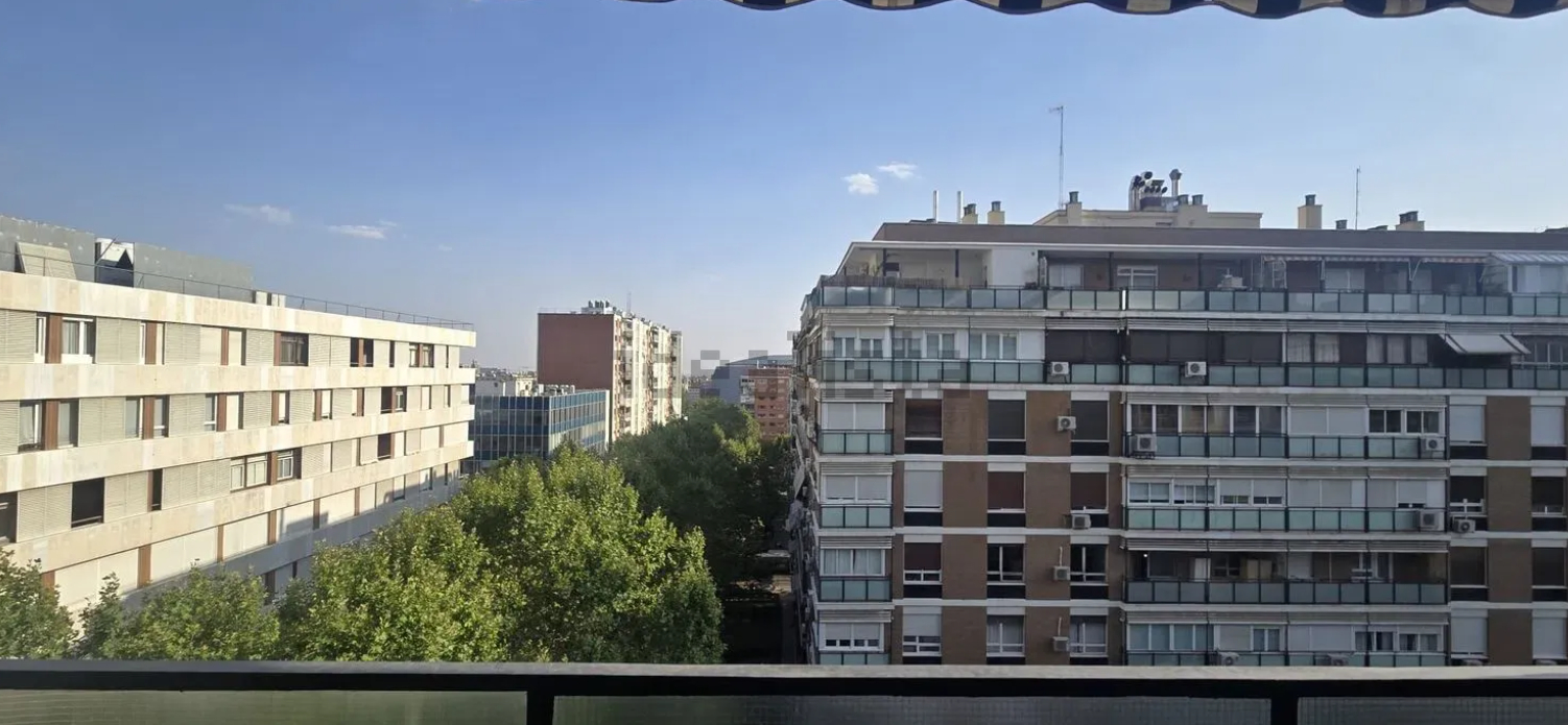 Alberto Alcocer V image 0