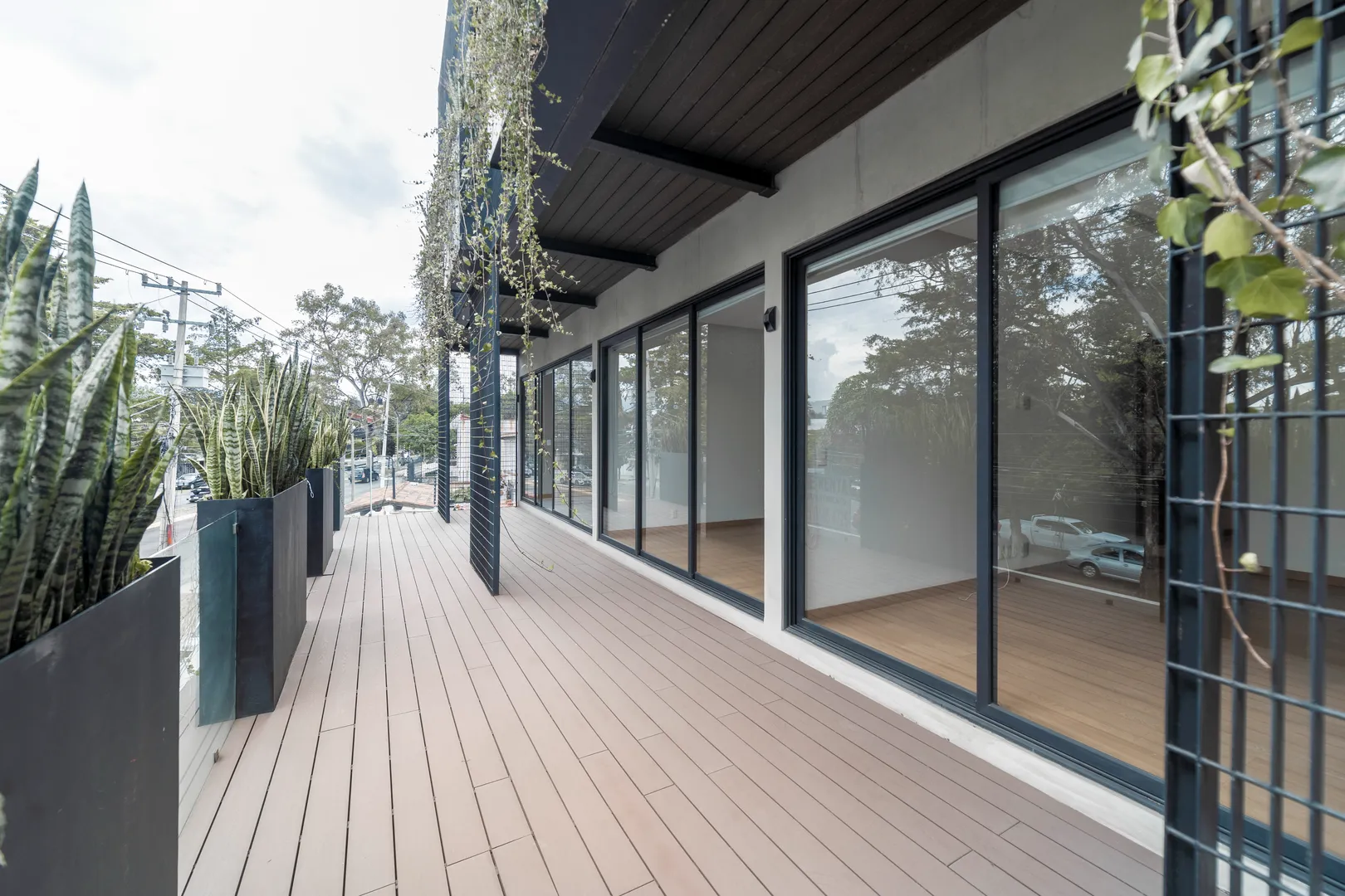 Imagen 1 de Av. de los Bosques I