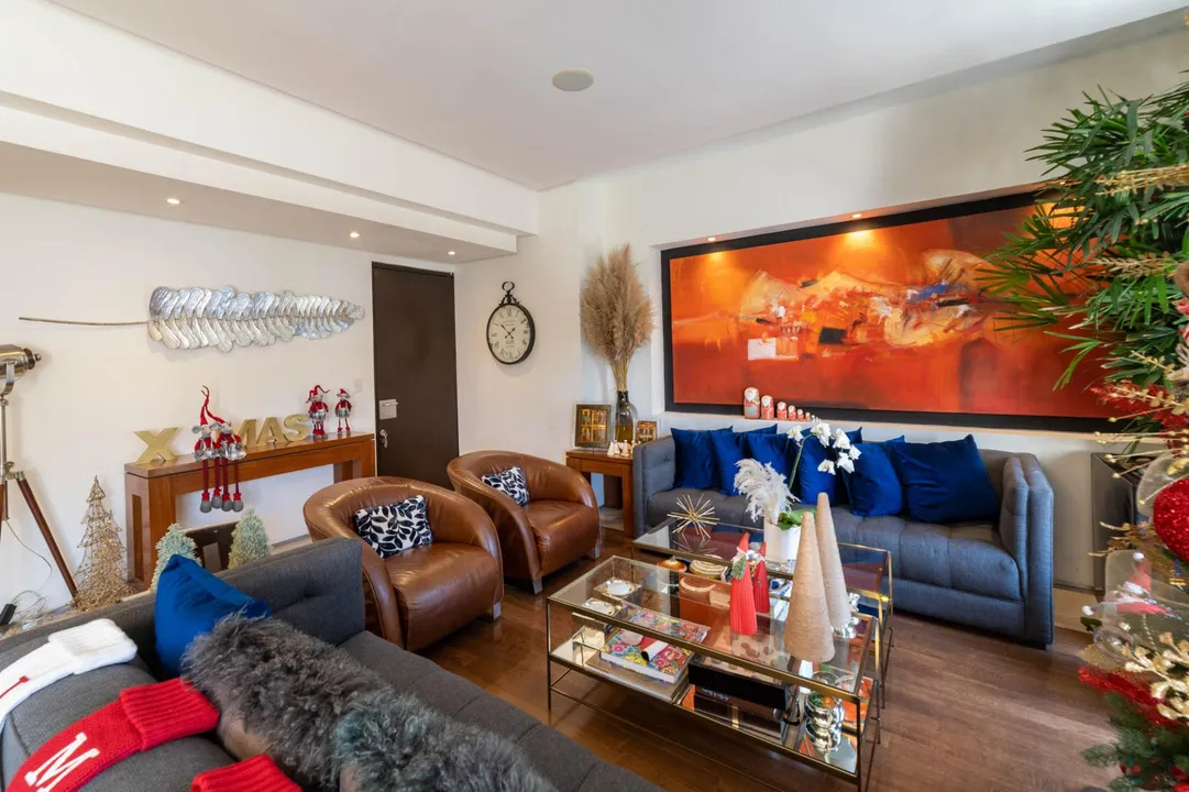 Av. Paseo de la Reforma V image 2