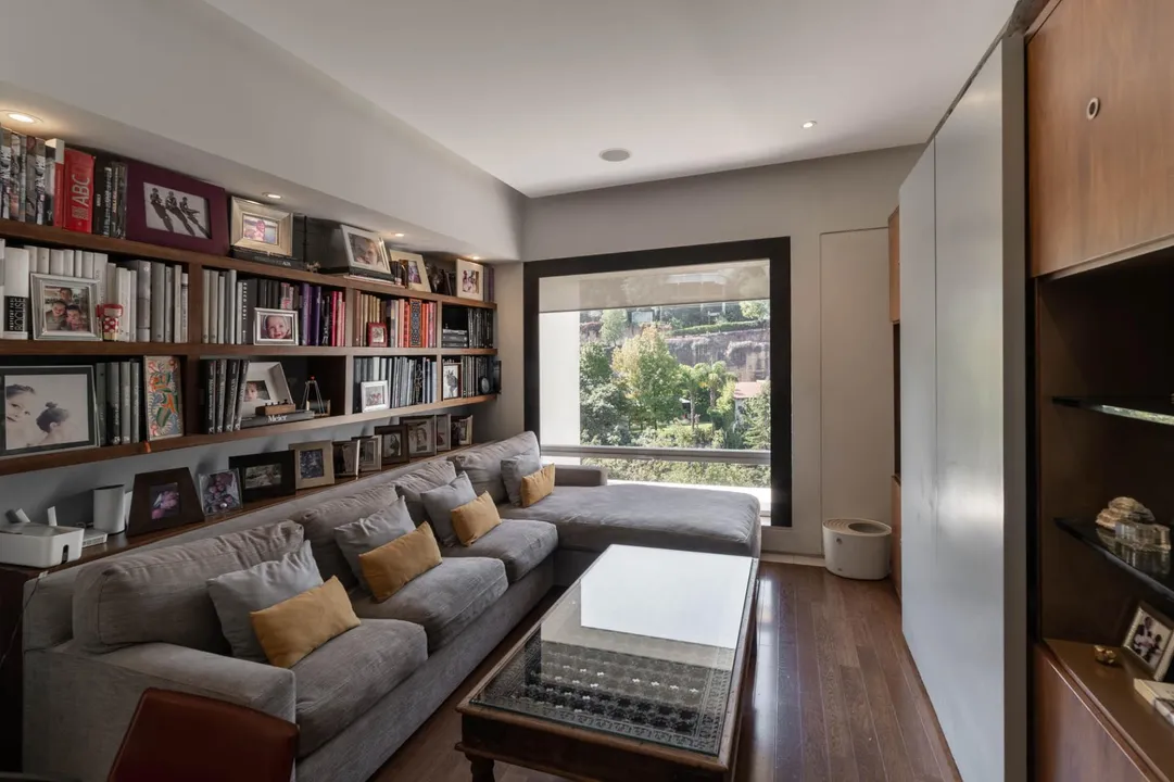 Av. Paseo de la Reforma V image 5