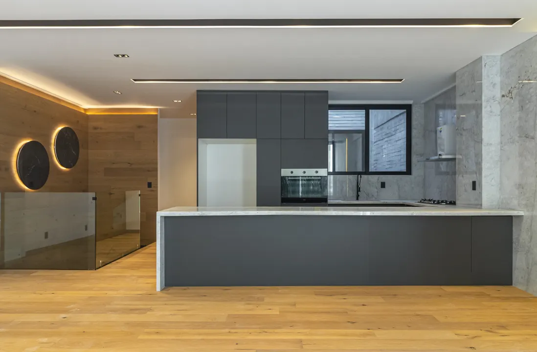 Goldsmith VII image 4