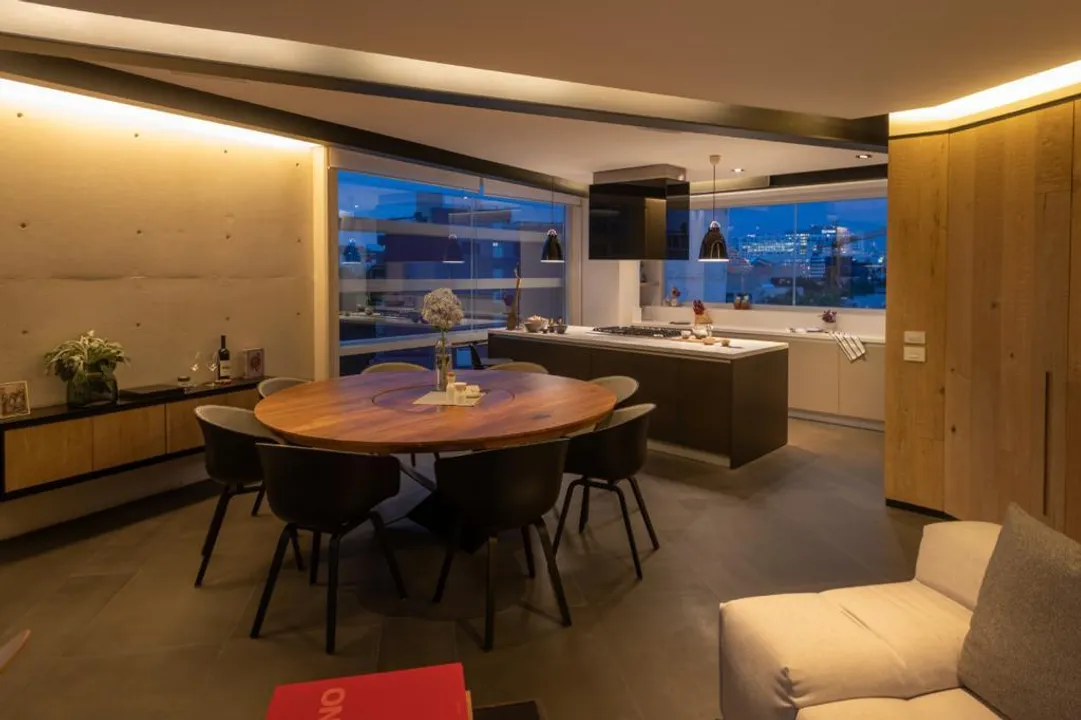 Goldsmith VIII image 3