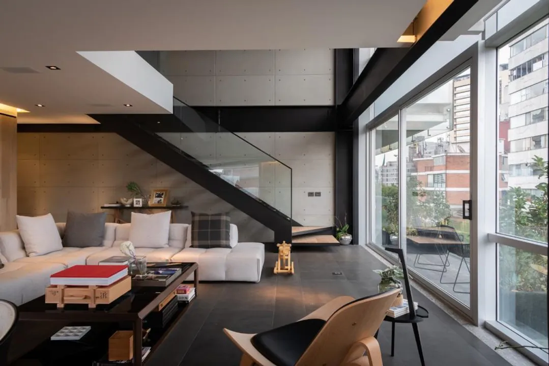 Goldsmith VIII image 4