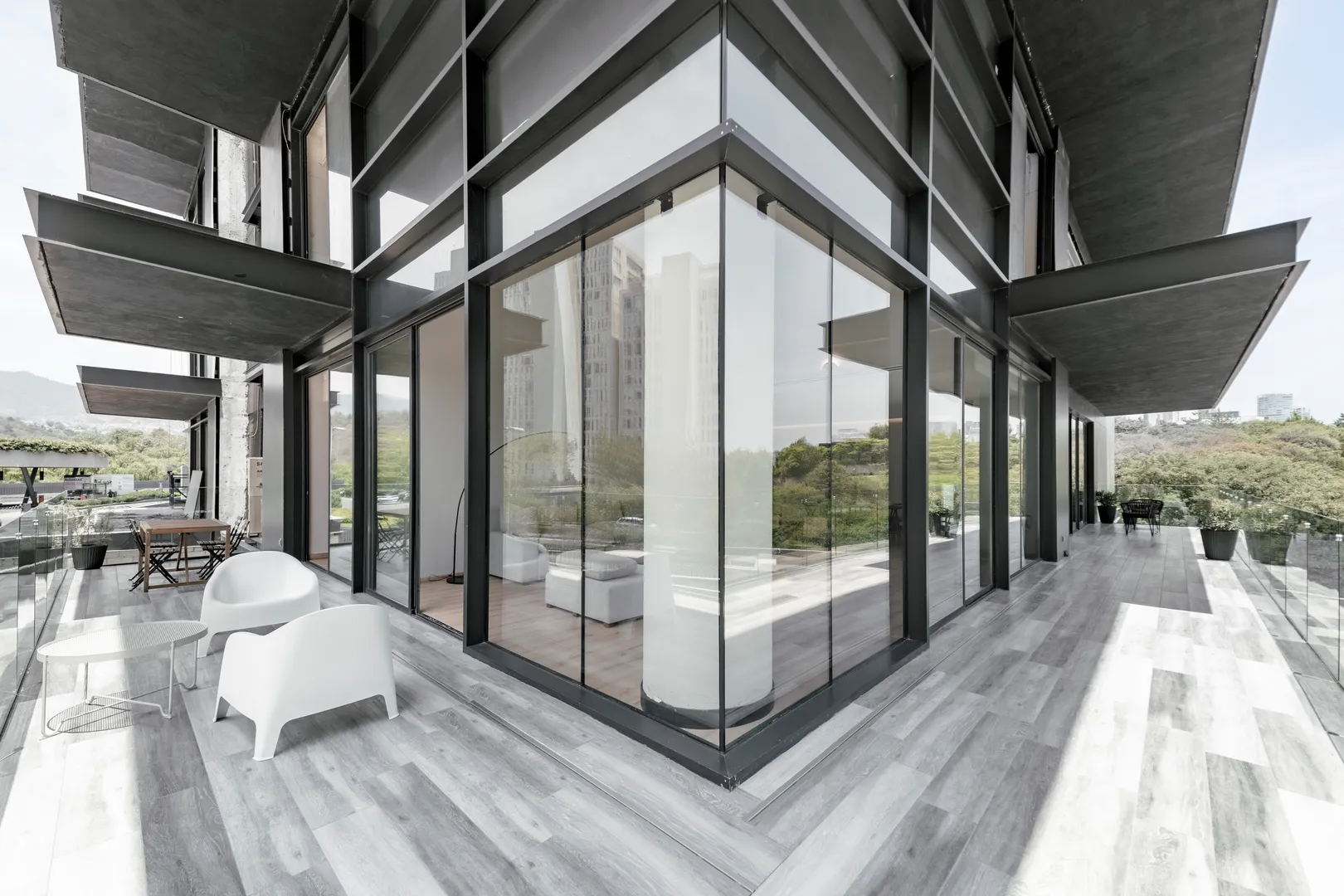 Imagen 1 de Av. de los Poetas III