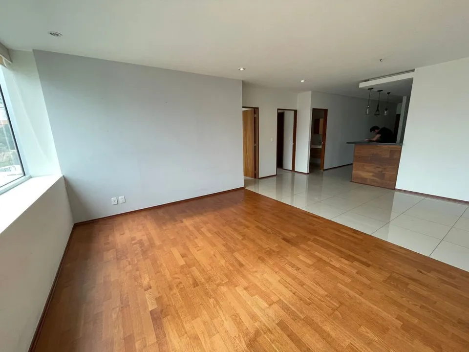 Av. Paseo De La Reforma X image 2