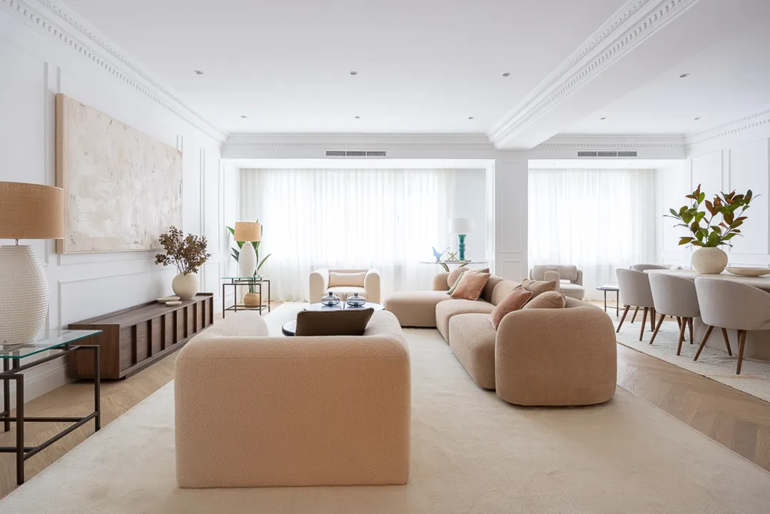 Velázquez VI image 0