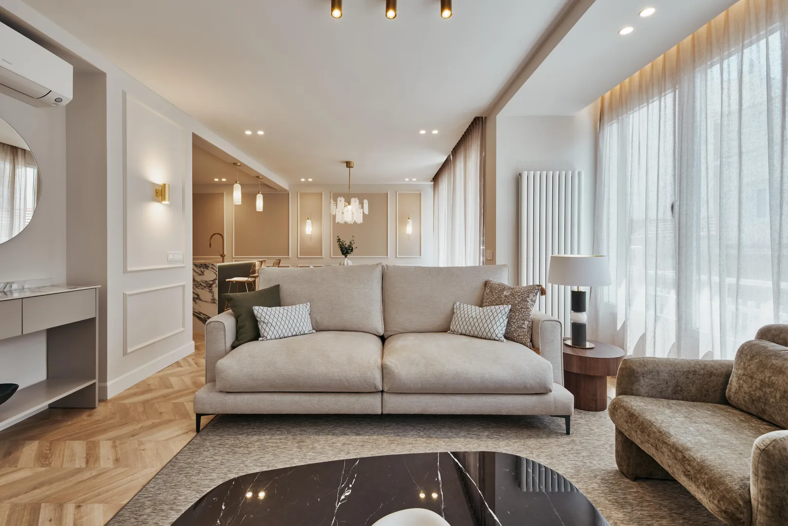 New home with terrace image 1