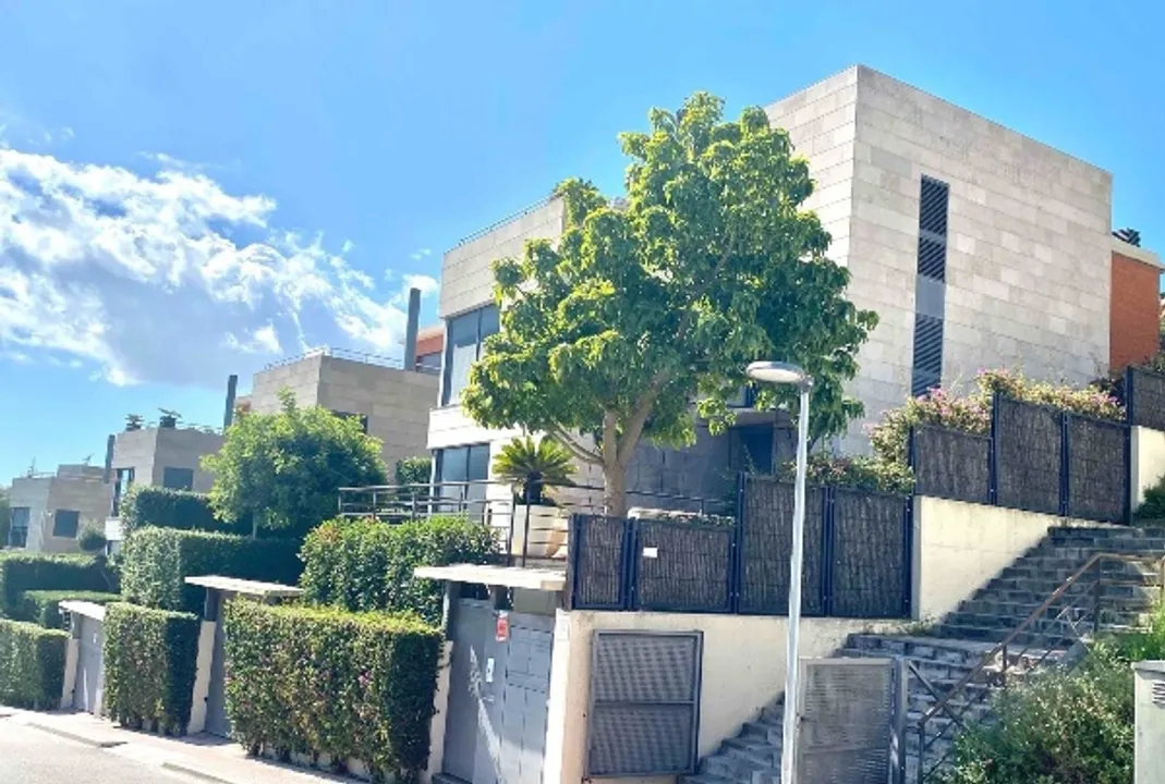 Chalet en Espulgues de Llobregat, Barcelona image 4