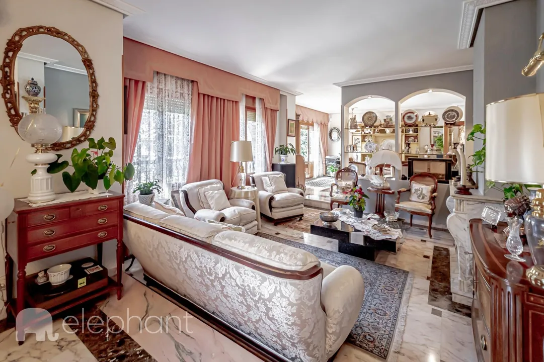 Un nuevo hogar para tu familia en este acogedor chalet image 6