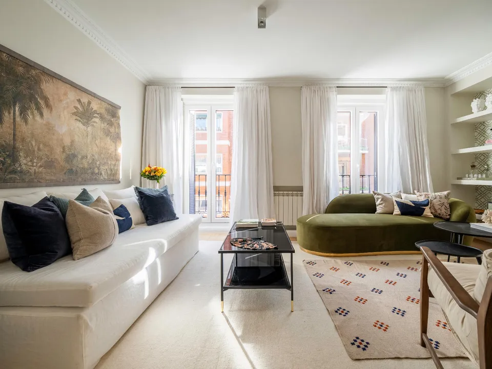 La Actual | Recoletos image 2