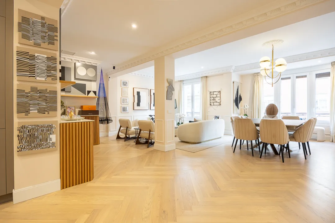 Nuñez de Balboa XX image 6