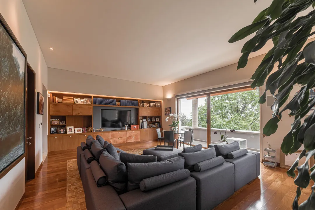 Av. Arteaga y Salazar VI image 1