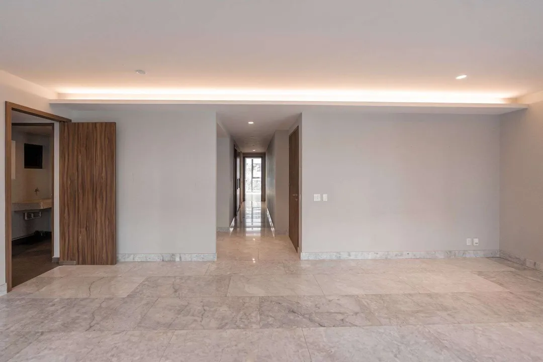 Av. Horacio XXXIII image 2