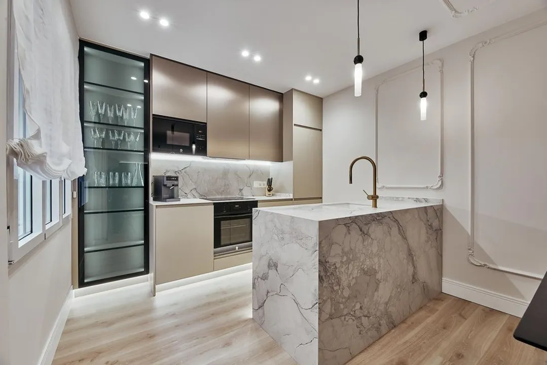 Left-Wing Nations V image 4