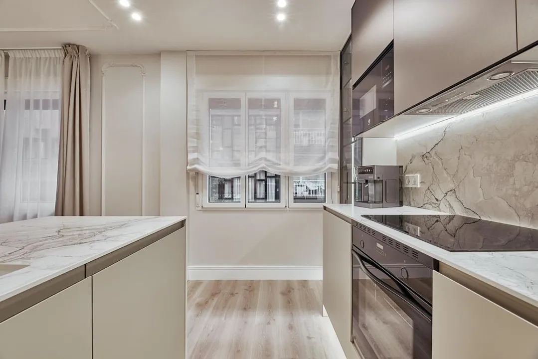 Left-Wing Nations V image 6