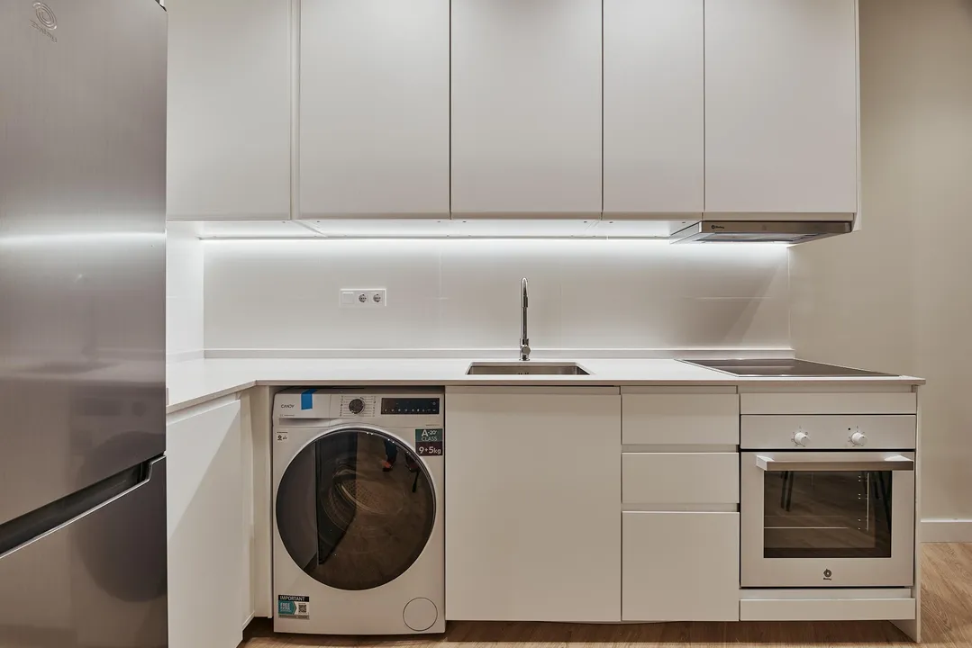 Juan Bravo , B I image 4