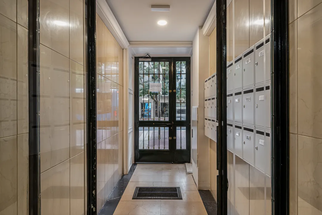 Santa Engracia III image 4