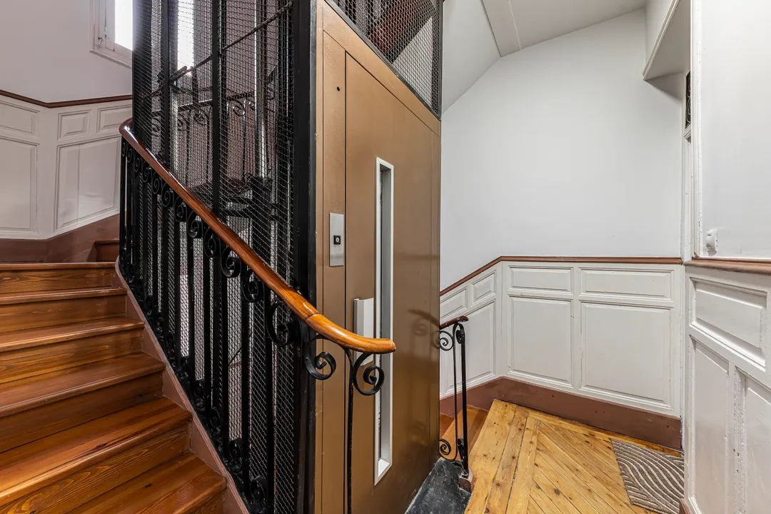 Santa Engracia III image 6