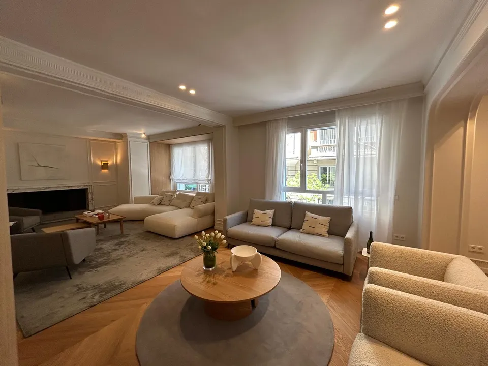 Núñez de Balboa XLVI image 1