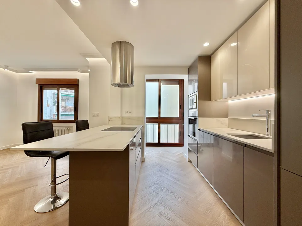 Alcalá Nineteen image 3