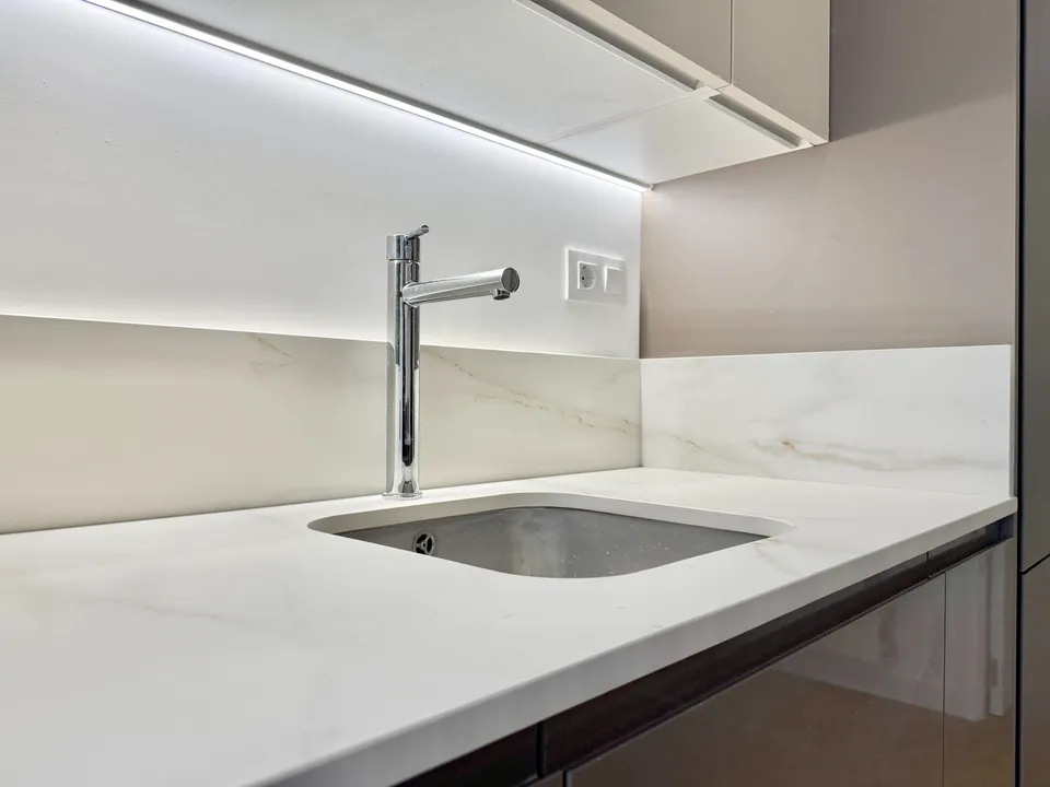 Alcalá Nineteen image 6